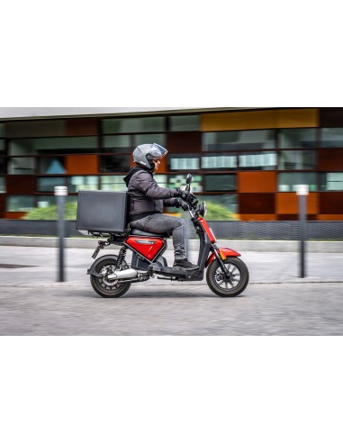 SCOOTER CKA Express avec top case... SCOOTER CKA Express avec top case...