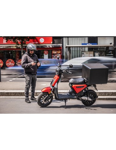 SCOOTER CKA Express avec top case... SCOOTER CKA Express avec top case...